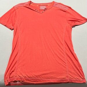 Buckle Black coral  Eyelet V-Neck Tee